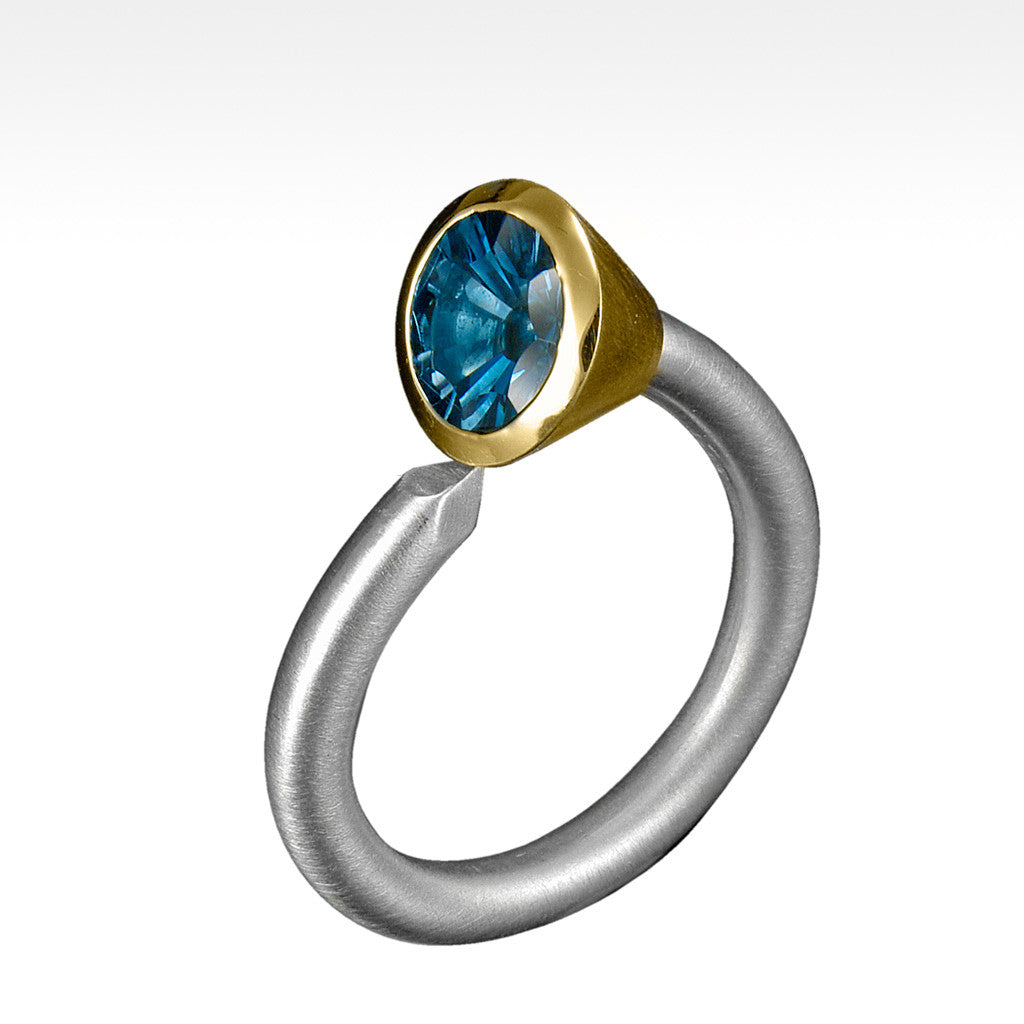 Spike Cambodian Blue Zircon Ring in 14K Yellow Gold Bezel Setting an –  Lyght Jewelers